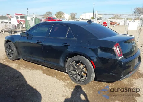 2017 Chrysler 300 300S из США, поврежденный, VIN 2C3CCABG3HH577072